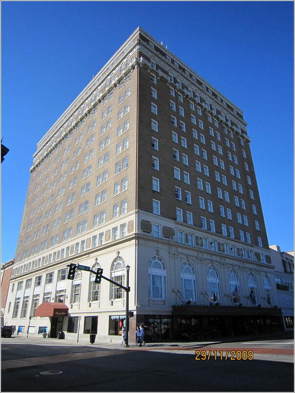 33 Francis Marion, Vores Hotel i Charleston